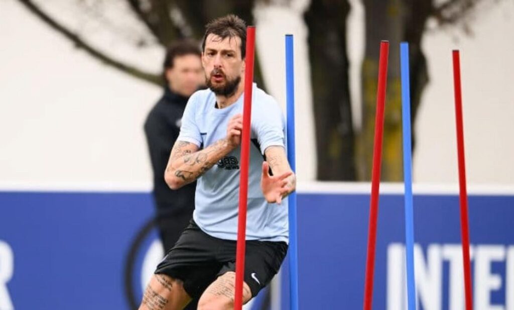 acerbi allenamento pinetina
