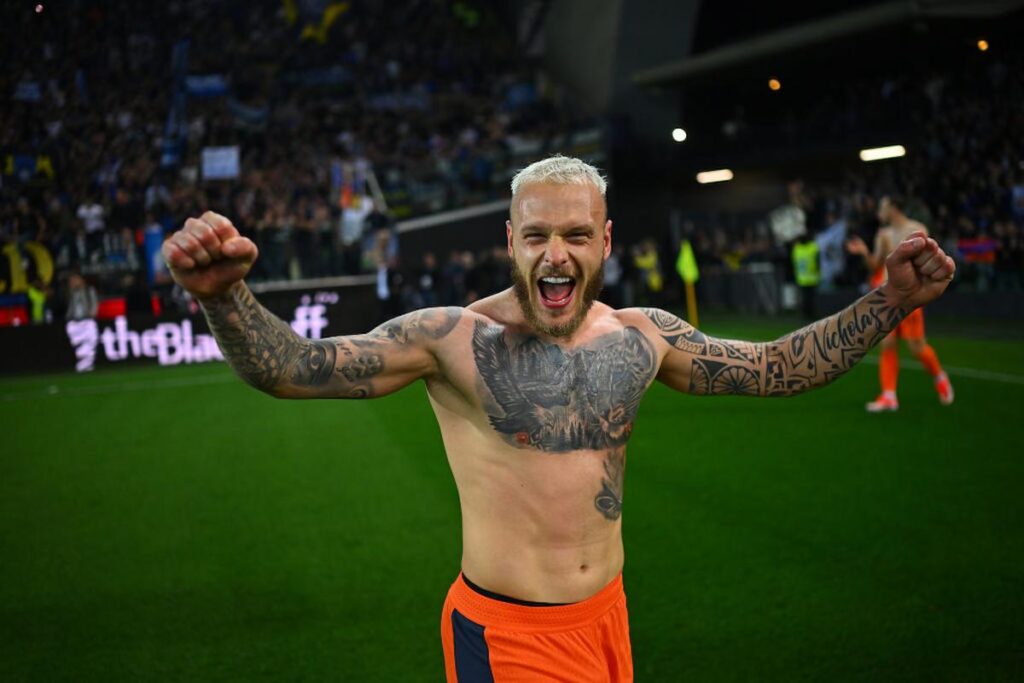 dimarco esulta udinese inter