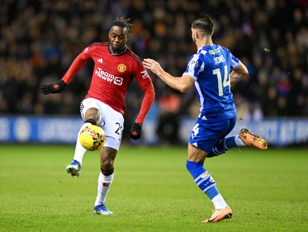 wan bissaka (2)