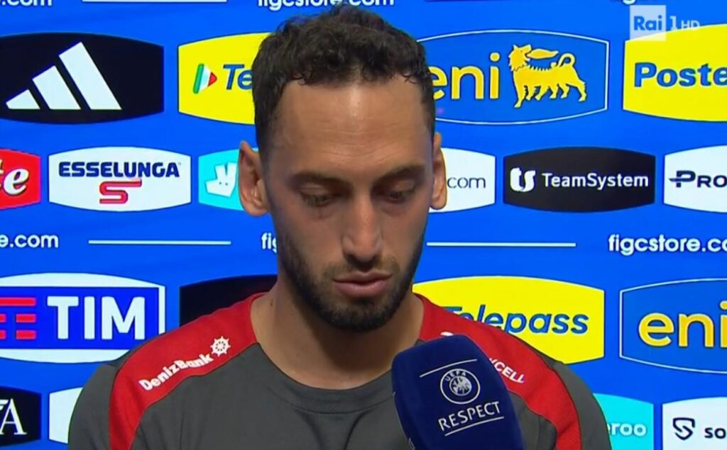 calhanoglu italia turchia (1)