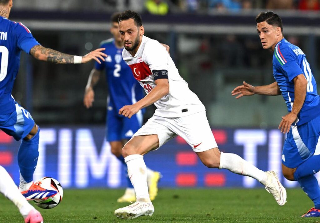 calhanoglu amichevole italia turchia