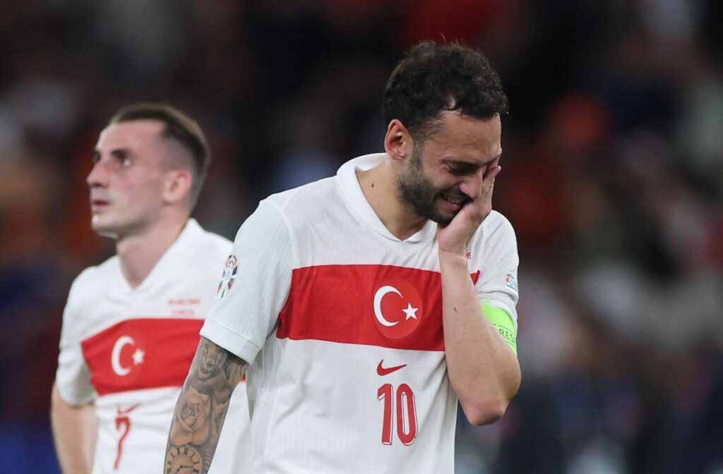 calhanoglu lacrime turchia