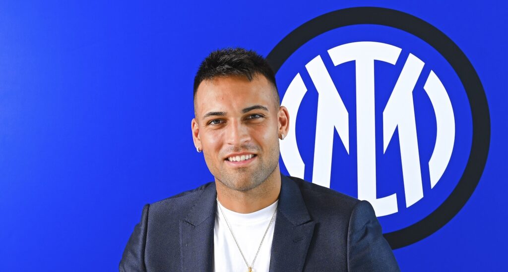 FC Internazionale Extends Contract To Lautaro Martinez