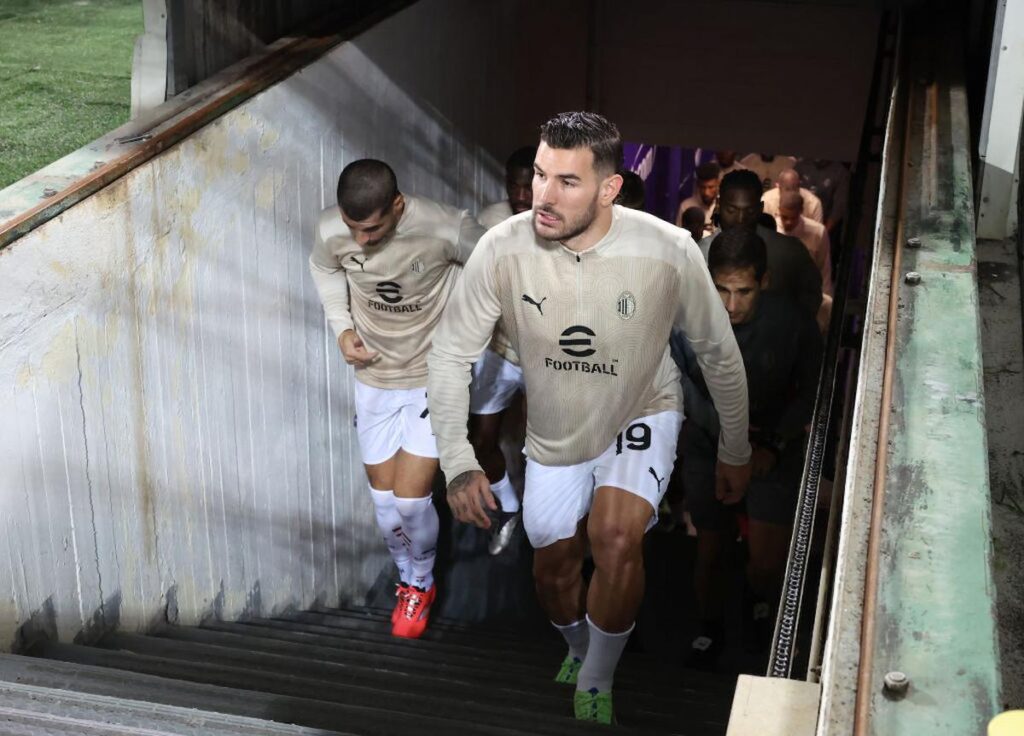 theo hernandez (2)