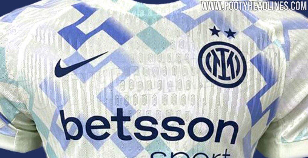 Nuova quarta maglia