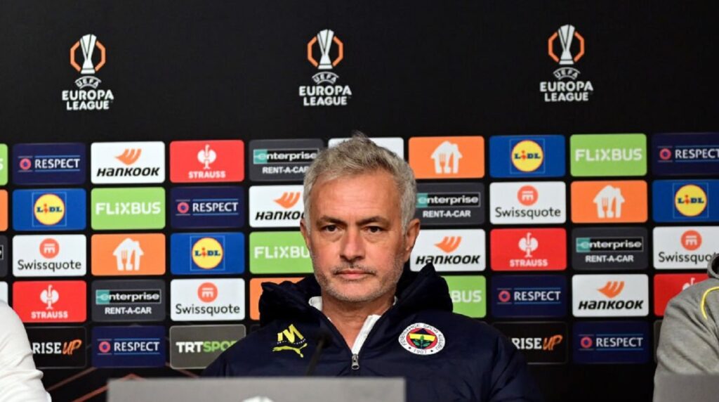 Fenerbahce, Mourinho in conferenza