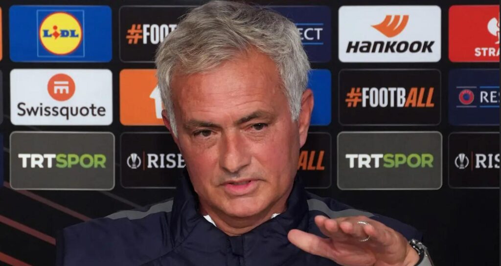 Mourinho in conferenza