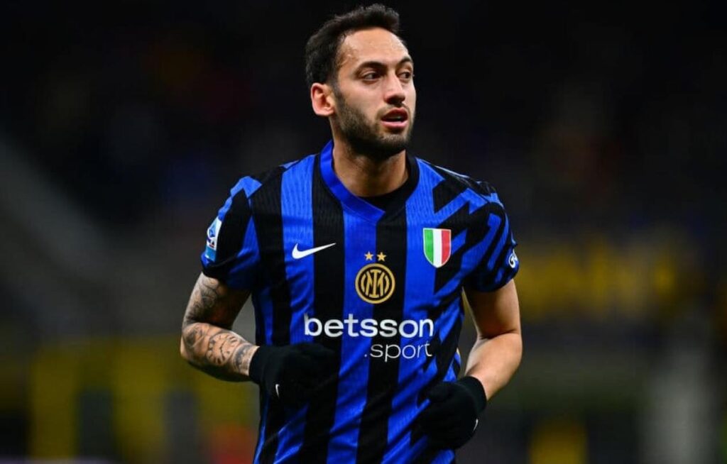 calhanoglu inter como san siro (1)