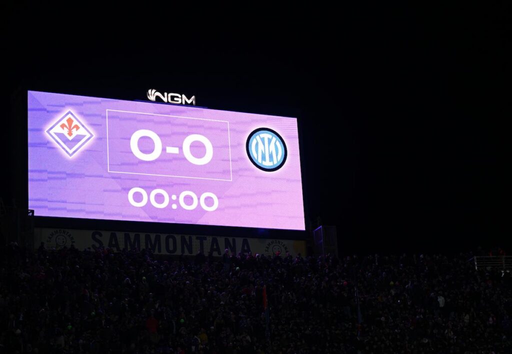Fiorentina-Inter sospesa
