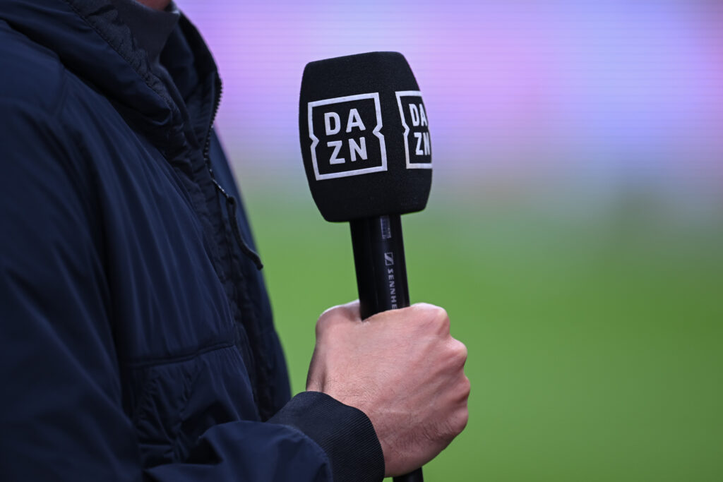 Eintracht Frankfurt v FC Augsburg - Bundesliga