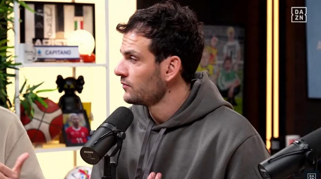 parolo step on football dazn
