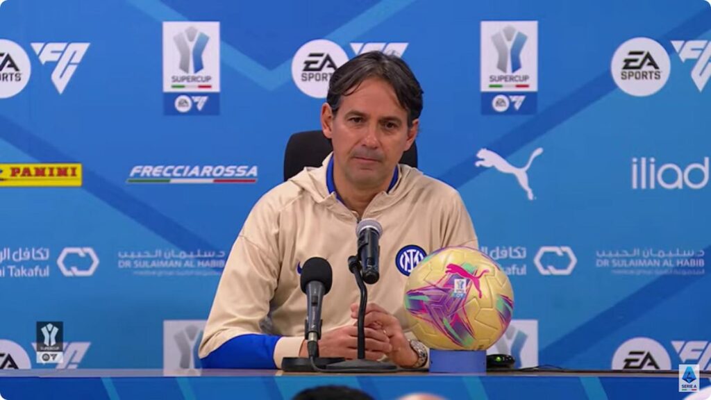 Screenshot 2025-01-01 at 08-40-17 🔴 LIVE Inter Press Conference Inter-Atalanta EA SPORTS FC Supercup 2025 - YouTube