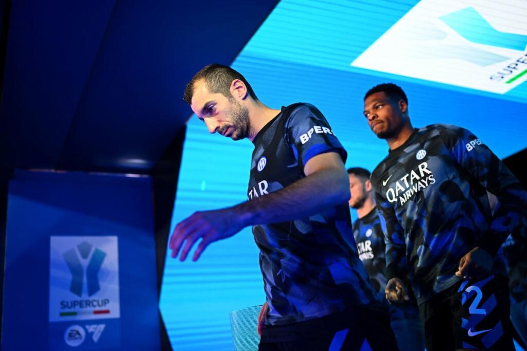 Mkhitaryan (2)