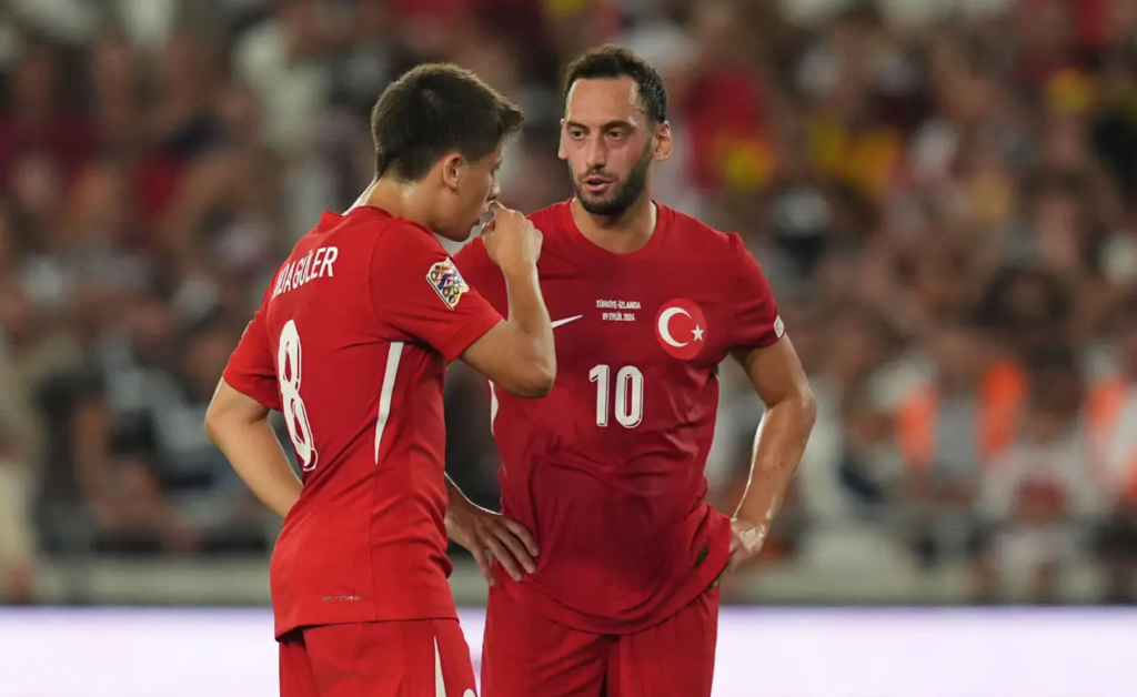 Calhanoglu e Arda Guler
