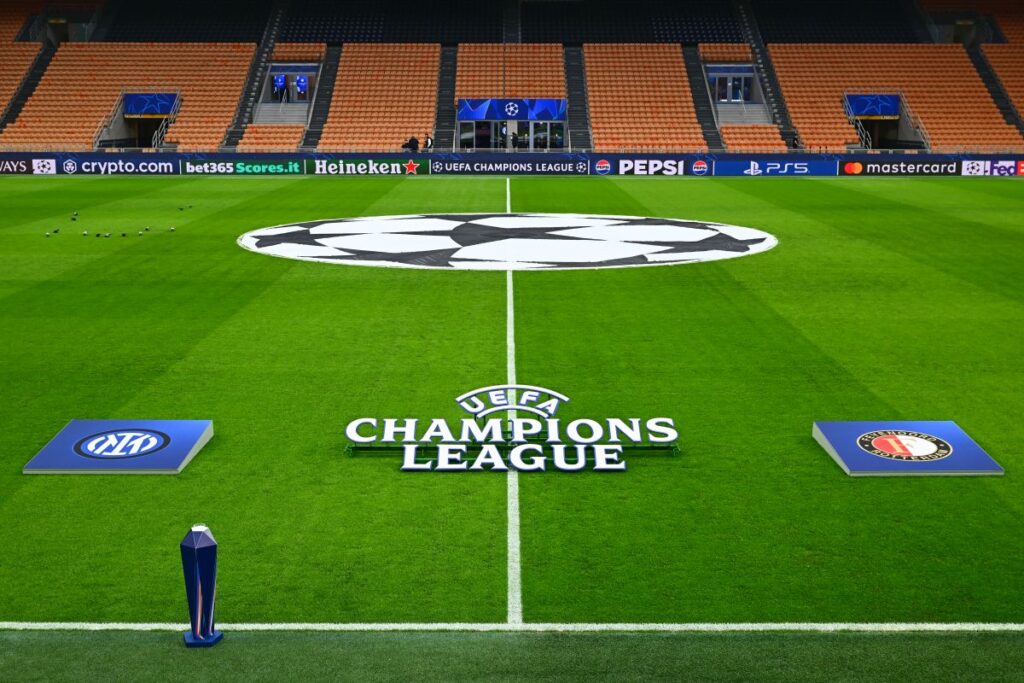 FC Internazionale Milano v Feyenoord - UEFA Champions League 2024/25 Round of 16 Second Leg