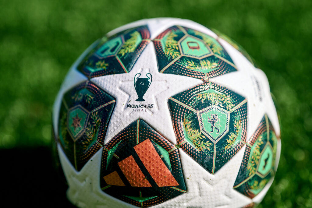 Pallone Champions