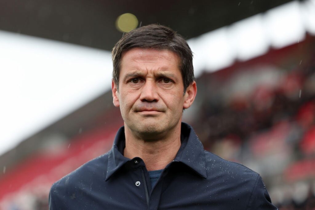 chivu (2)