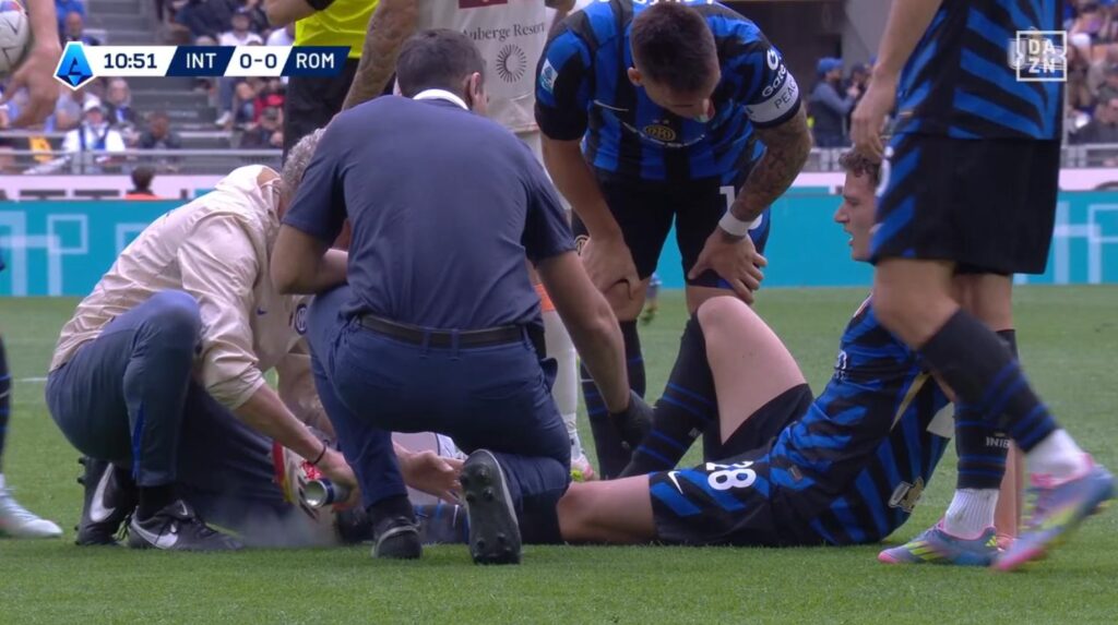 Pavard caviglia