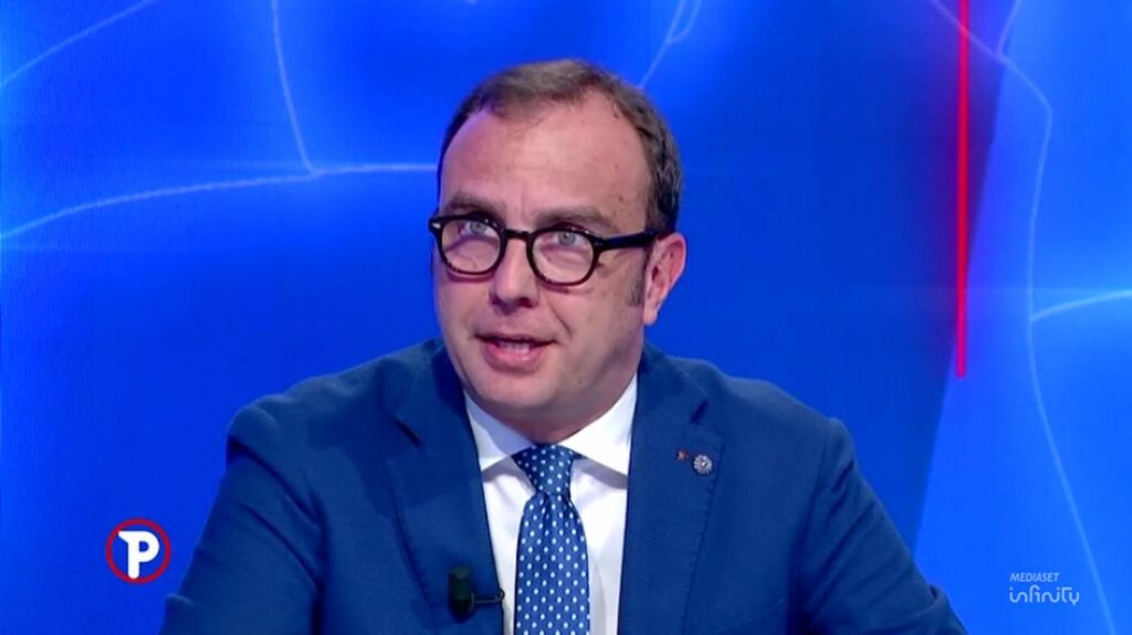 Screenshot 2025-04-28 at 08-41-34 Trevisani L'Inter inconsciamente pensa alla Champions - Pressing 2024-2025 Video Mediaset Infinity
