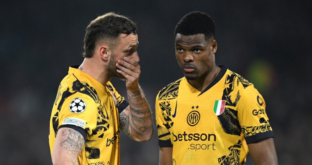 Feyenoord v FC Internazionale Milano - UEFA Champions League 2024/25 Round of 16 First Leg