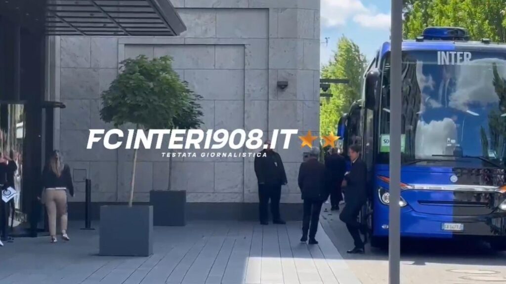 inzaghi arrivo inter monaco (1)