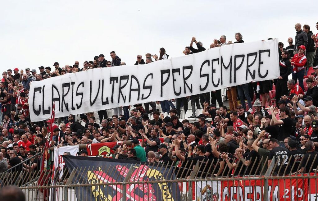 claris tifoso atalanta ucciso