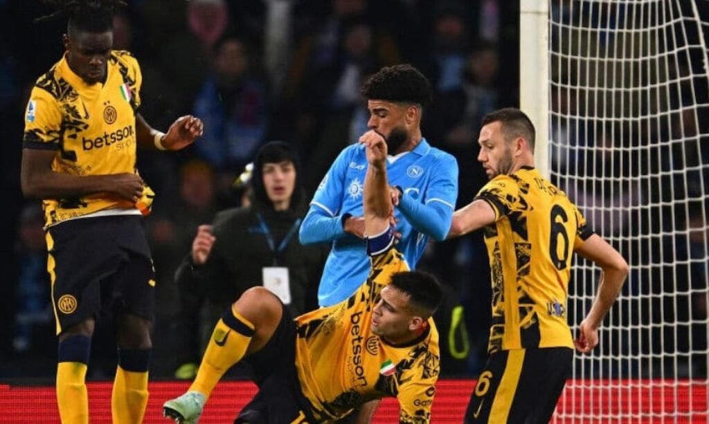inter lautaro napoli (1)