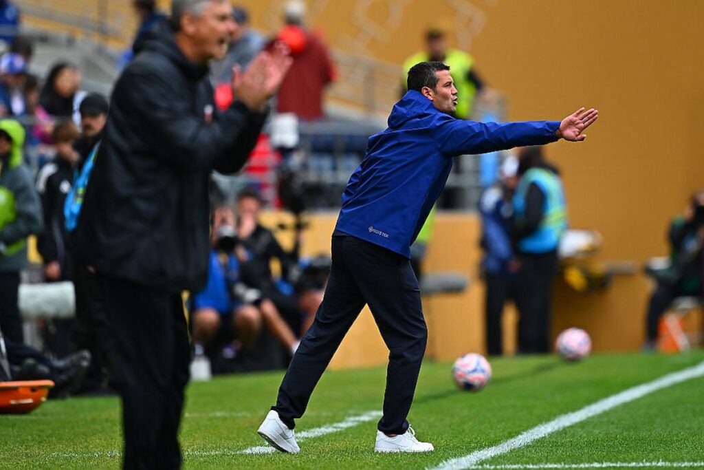 chivu vs urawa