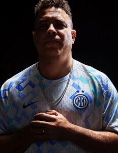 ronaldo seconda maglia inter post nike