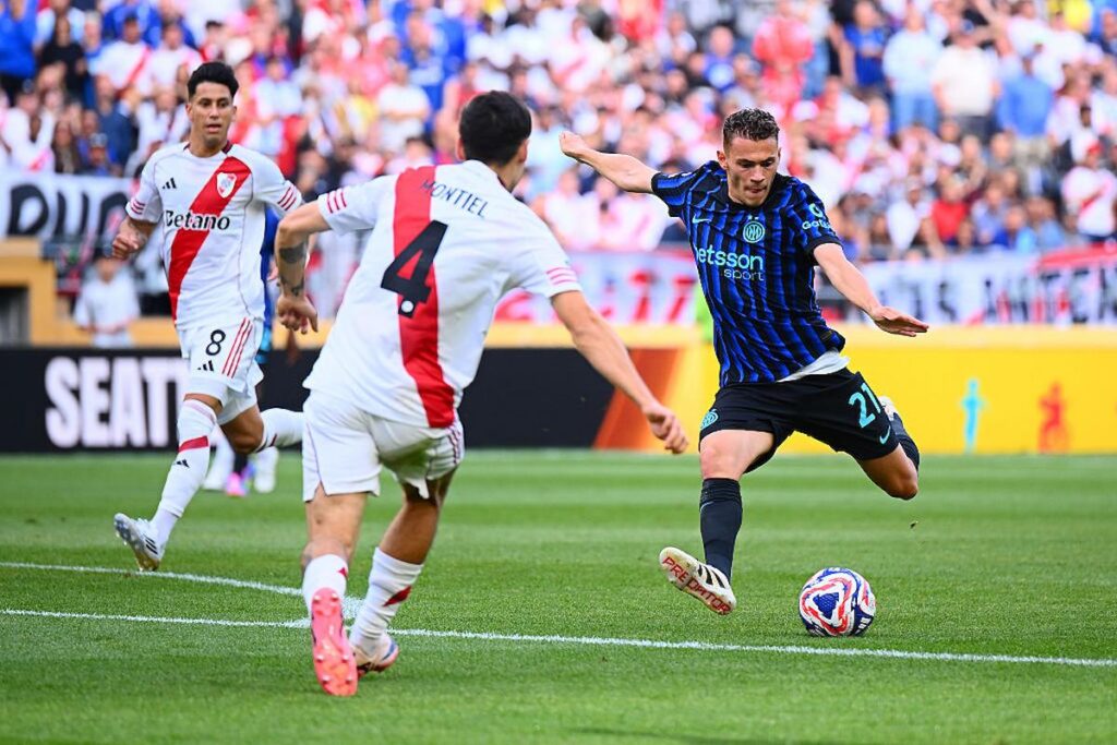 asllani vs river mondiale per club
