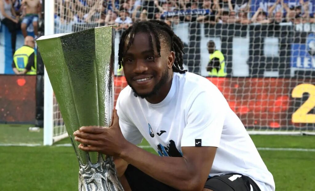 Lookman ci mette lo stipendio