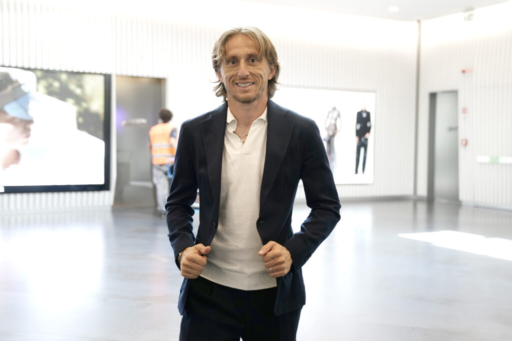 AC Milan New Signing Luka Modric Arrives in Milan