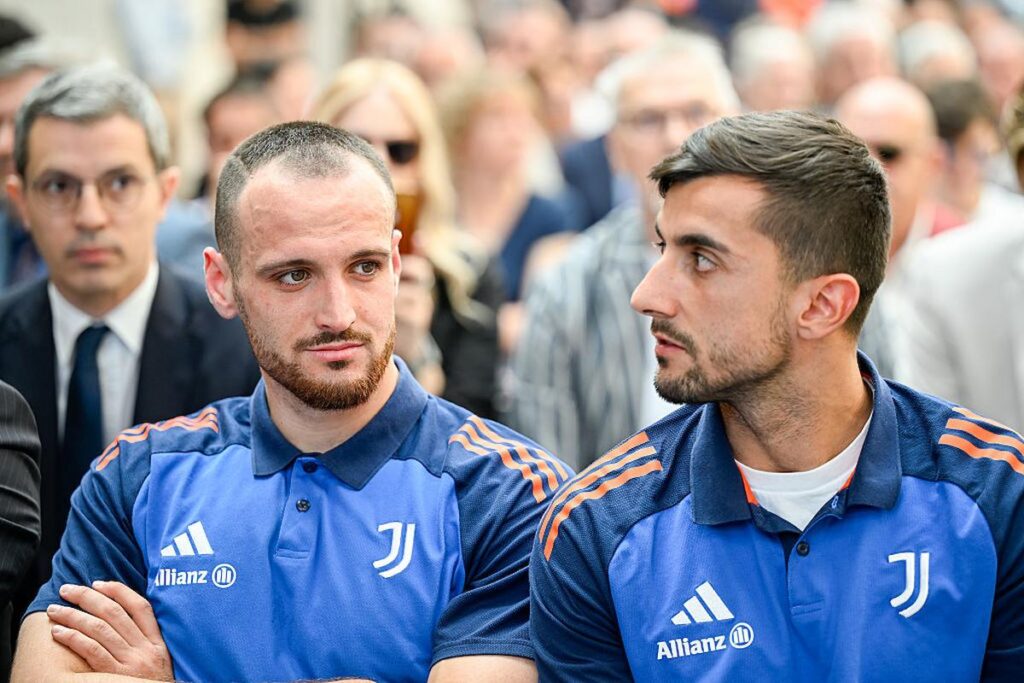mattia perin juve