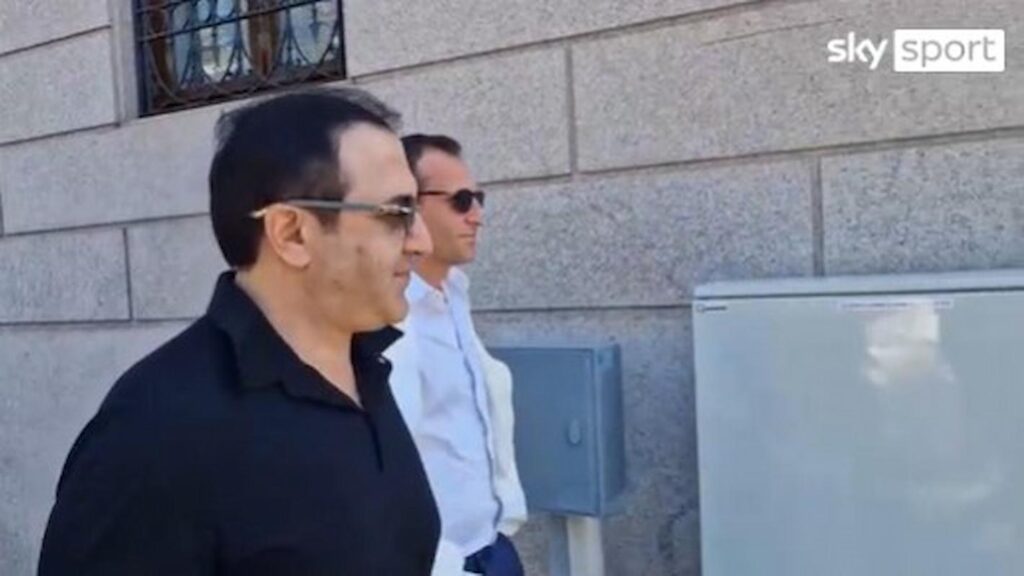 mendes e vice pres galatasaray milano osimhen (1)