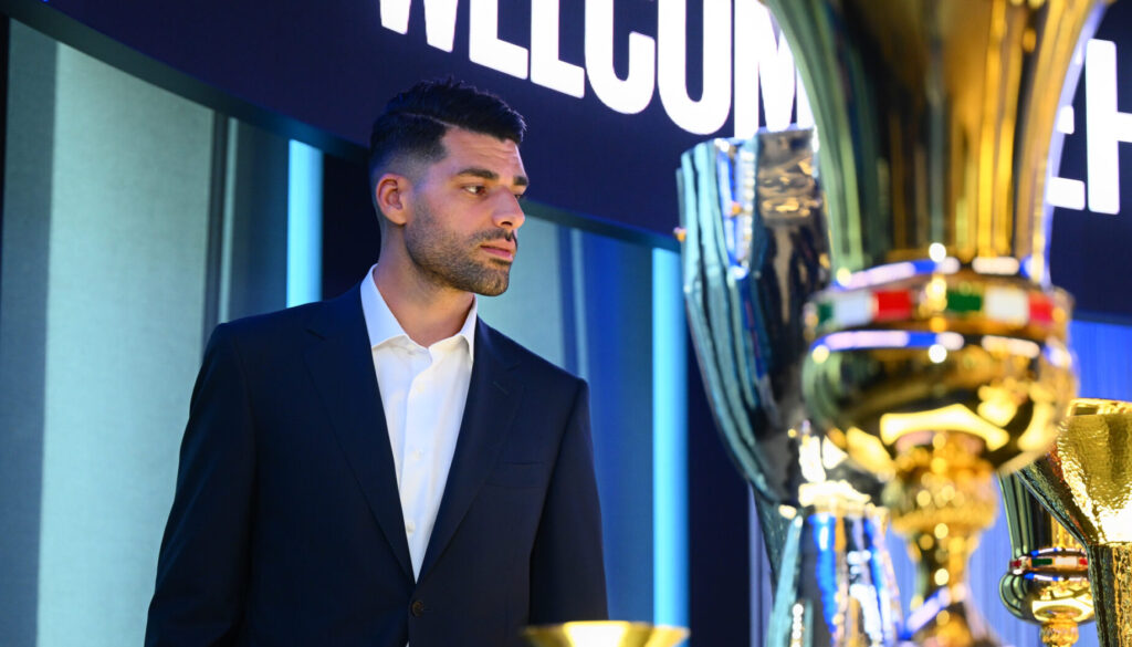 FC Internazionale Unveil Signing Mehdi Taremi