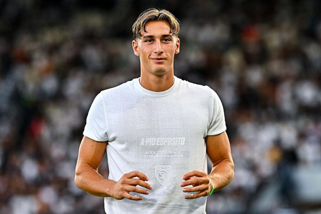 pio esposito premiato dallo spezia