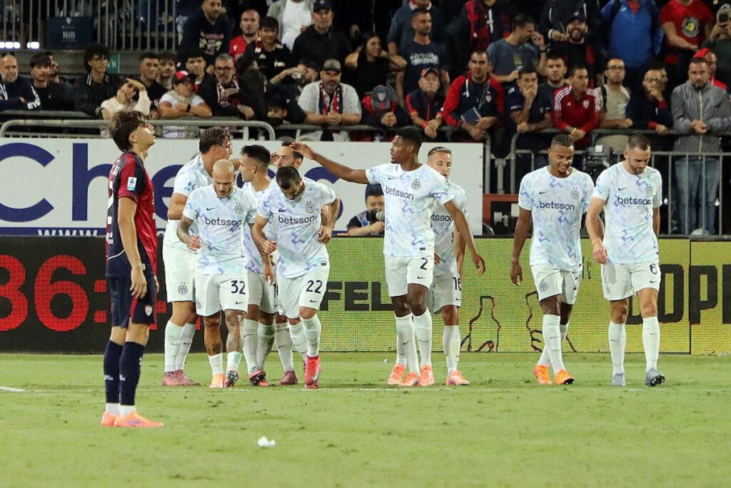 cagliari inter al gol di esposito
