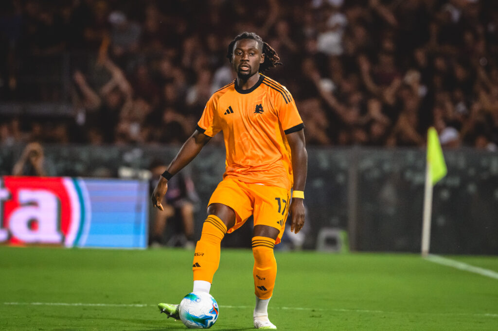 Koné