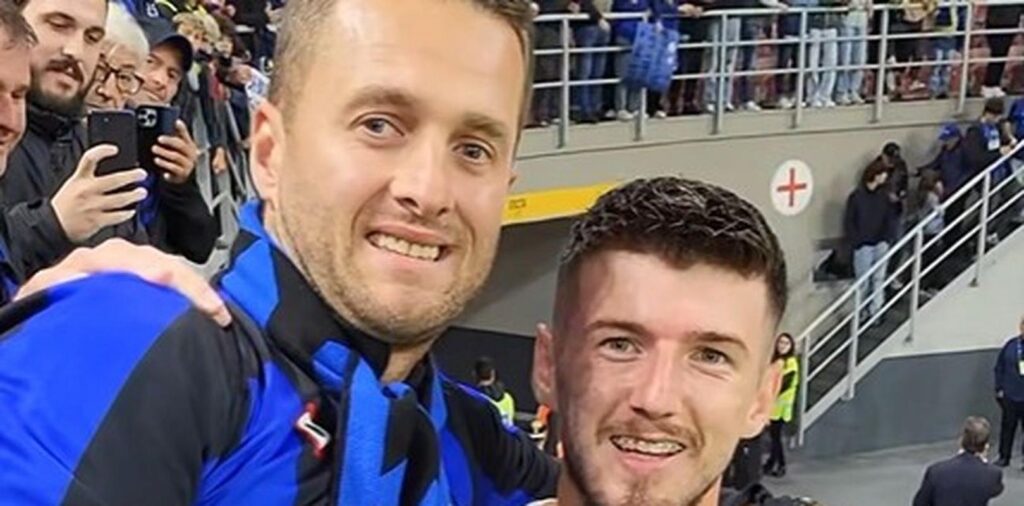 primo allenatore di sucic almir-cehaja incontra il giocatore a San Siro (1)