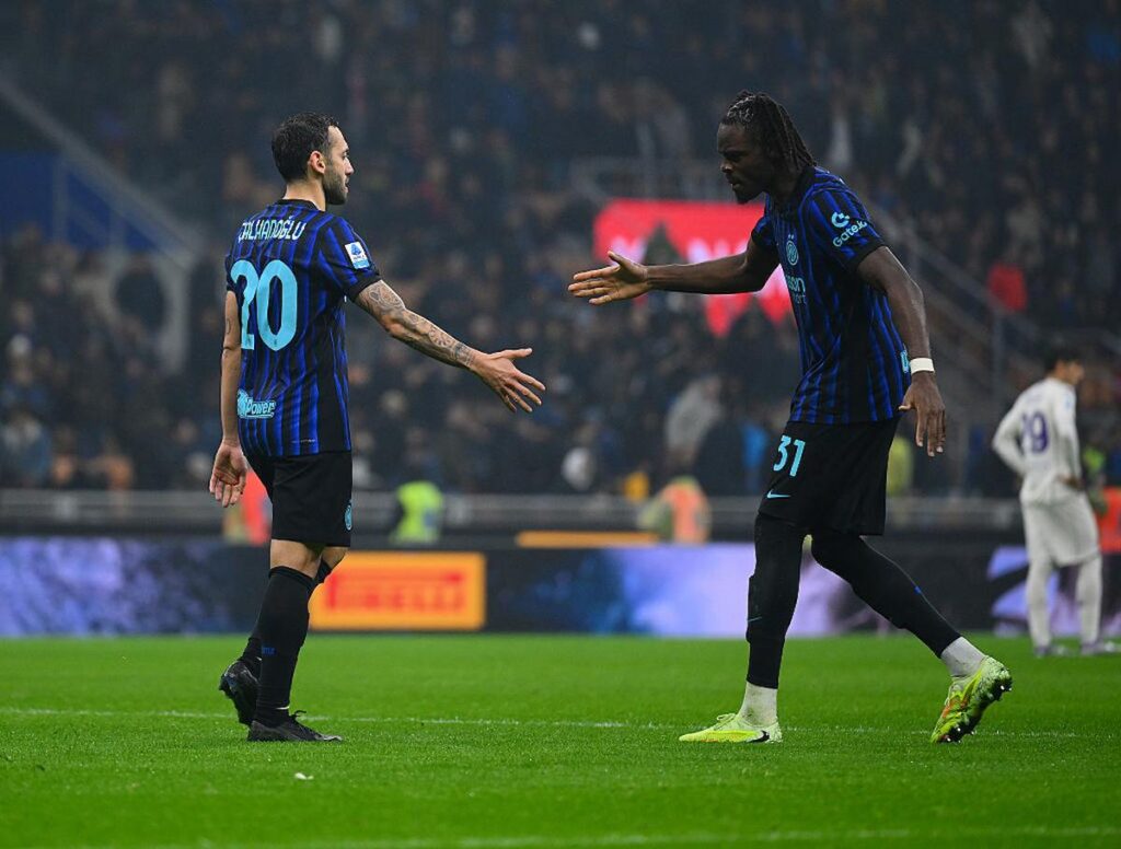 bisseck calhanoglu inter fiorentina
