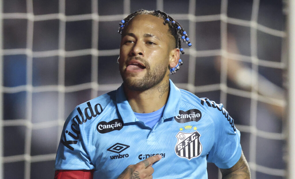 Santos v Juventude - Brasileirao 2025