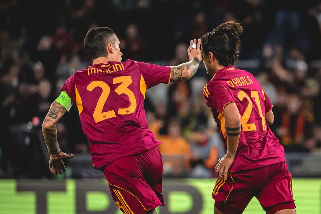 dybala mancini roma europa league