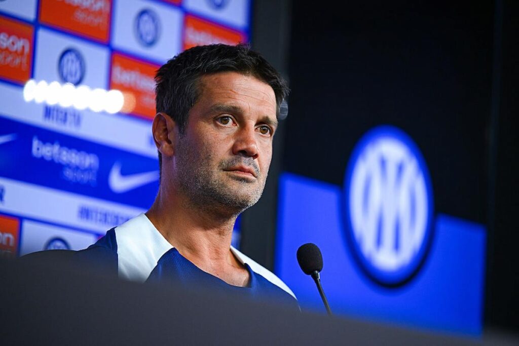 chivu conferenza (2)