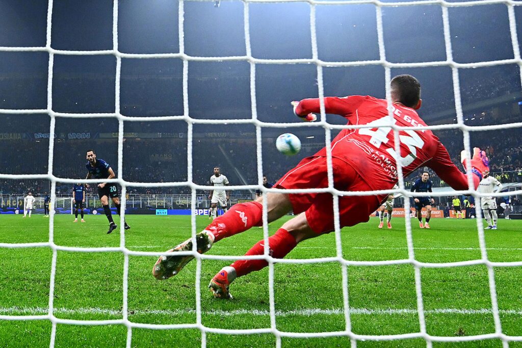 Calhanoglu (2)