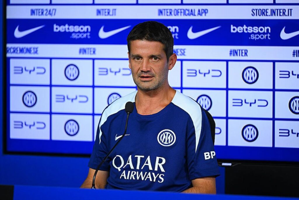 chivu conferenza stampa