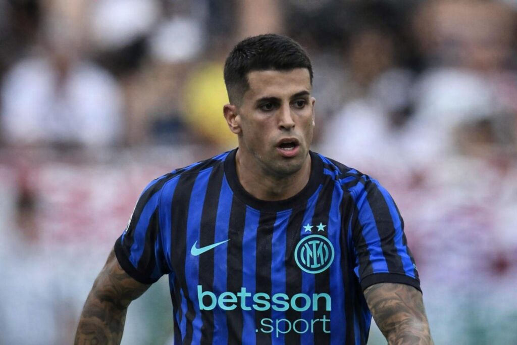 Inter su Cancelo