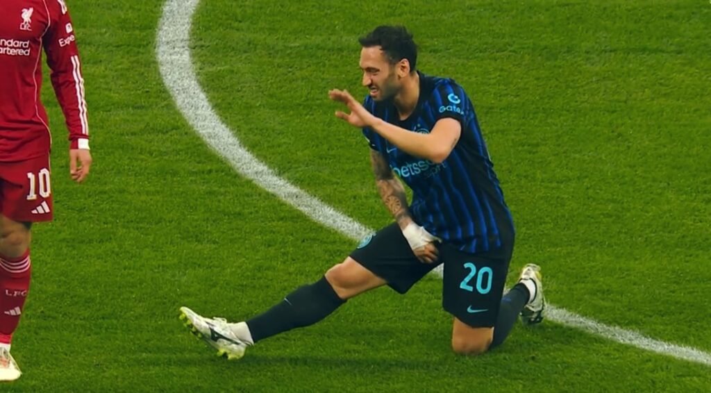 calhanoglu infortunio inter liverpool