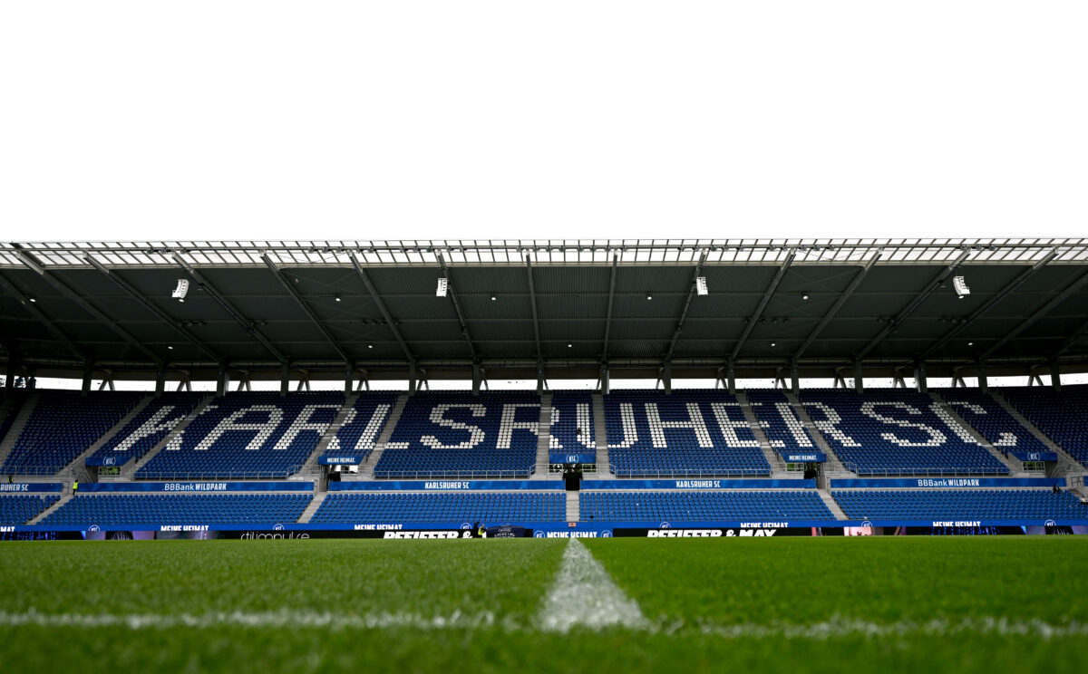 Karlsruher SC v 1. FC Kaiserslautern - Second Bundesliga