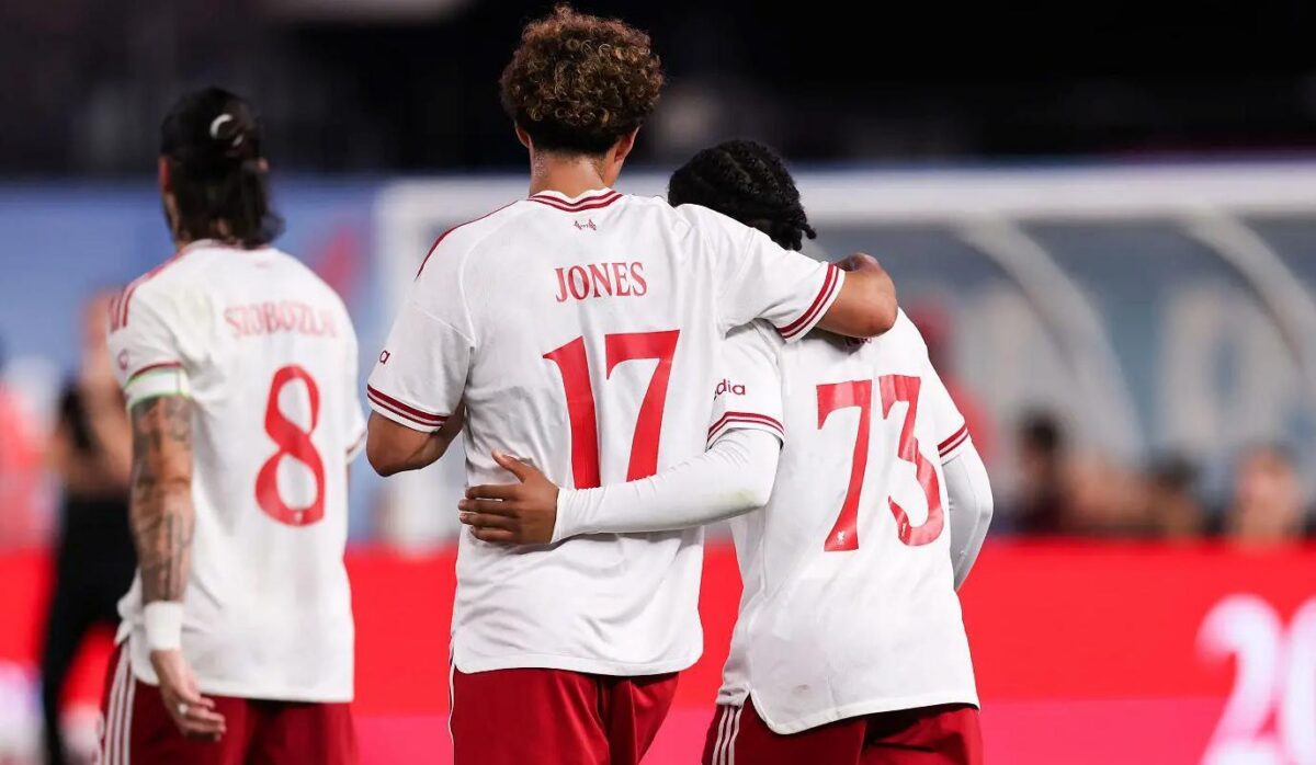 Jones, rialzo senza sosta