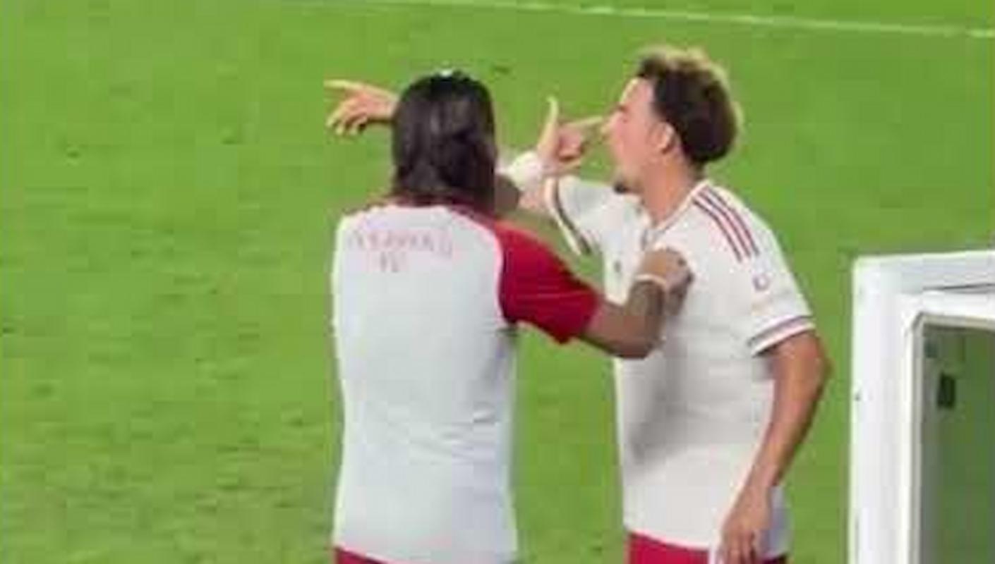VIDEO / Curtis Jones aspetta l'Inter: quanto nervosismo con il Liverpool